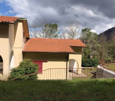 Quadrilocale in vendita a Arcidosso (Grosseto), Localitá Aiuole 74