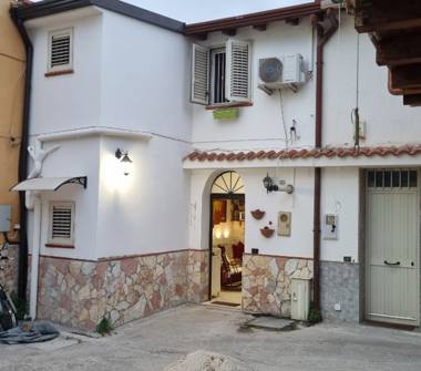 Casa indipendente in vendita a Palermo, Zona Pallavicino, Via Trapani Pescia 74