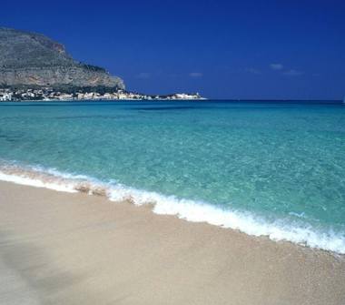 Affitto Casa Vacanze a Palermo, Zona Mondello, Via Catalano 15