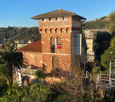 Villa in vendita a Varazze (Savona)