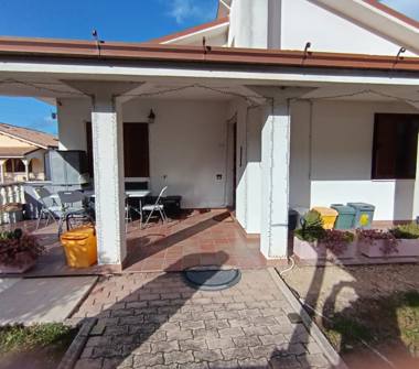 Villa in vendita a Sant'Elpidio a Mare, Frazione Bivio Cascinare