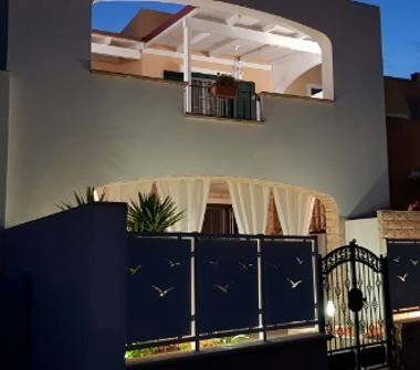 Affitto Villetta a schiera Vacanze a Salve, Frazione Postovecchio, Corso Italia 24