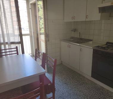 Quadrilocale in affitto a Cosenza, Frazione Centro città, Piazza della Provincia 23