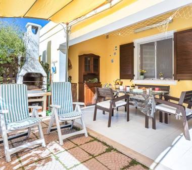 Offerta Vacanze Bed & Breakfast a Villasimius, Frazione San Stefano, Via dei Lentischi 7