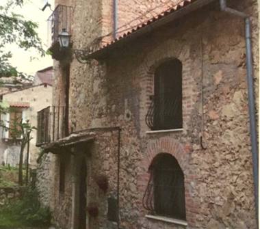 Casa indipendente in vendita a Introdacqua (L'Aquila), Via Lisciara 4