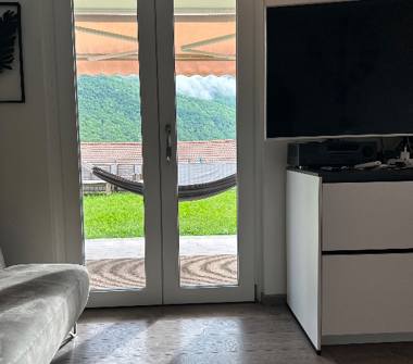 Quadrilocale in vendita a Grandola ed Uniti, Frazione Codogna