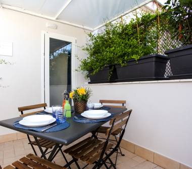 Affitto Casa Vacanze a Napoli, Zona Quartieri Spagnoli, Vico San Anna di Palazzo 00