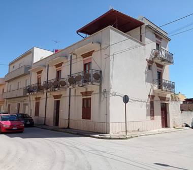 Casa indipendente in vendita a Mazara del Vallo (Trapani), via giliberti 13