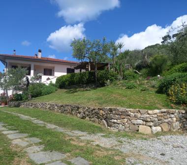 Affitto Casa Vacanze a Sarzana, Frazione Santa Caterina