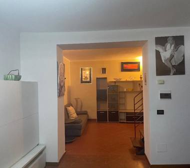 Quadrilocale in vendita a Laterina Pergine Valdarno (Arezzo), Via Vallelunga 50