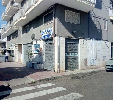 Negozio in vendita a Bernalda (Matera), Corso Umberto I 287