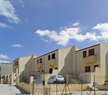 Villetta a schiera in vendita a Valderice, Frazione Lido Valderice, Via Galileo Galilei 19