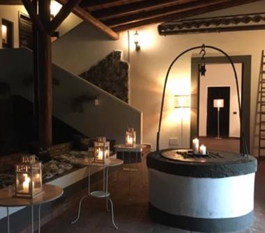 Albergo/Struttura ricettiva in vendita a Acireale, Frazione San Giovanni Bosco, Via Nazionale Guardia 131