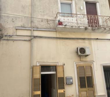 Palazzo/Stabile in vendita a San Pietro Vernotico, Frazione Campo Di Mare, Via Spani 9