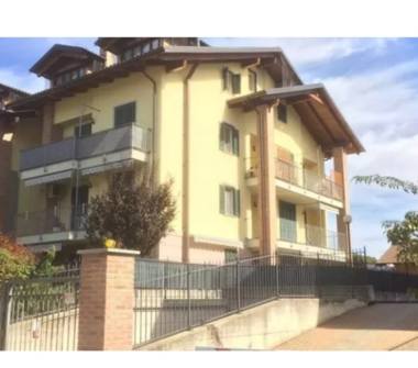 Quadrilocale in vendita a Riva Presso Chieri (Torino)