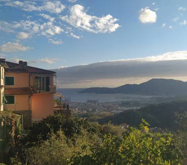 Rustico/Casale in vendita a La Spezia, Zona Montalbano