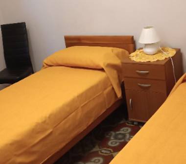 Affitto Casa Vacanze a Melito di Porto Salvo (Reggio Calabria), Via Peppino Surfaro 17