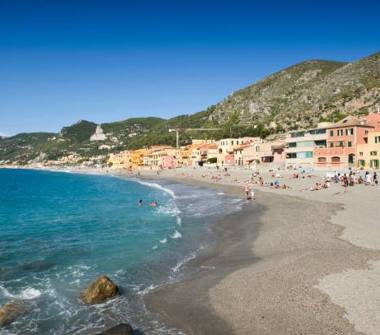 Affitto Appartamento Vacanze a Finale Ligure, Frazione Varigotti