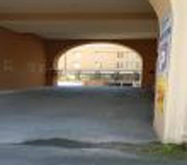 Box/Garage/Posto auto in vendita a Roma, Zona Pigneto, Piazza del Pigneto 13