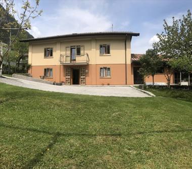 Casa indipendente in vendita a Resia, Frazione Lischiazze, Località Lischiazze 14