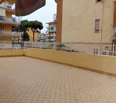 Appartamento in vendita a Napoli, Zona Pianura, Via San Donato 86