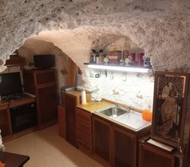 Rustico/Casale in vendita a Carro, Frazione Ziona