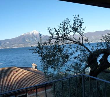 Quadrilocale in affitto a Torri del Benaco, Frazione Frader, Via per le Prandine 38