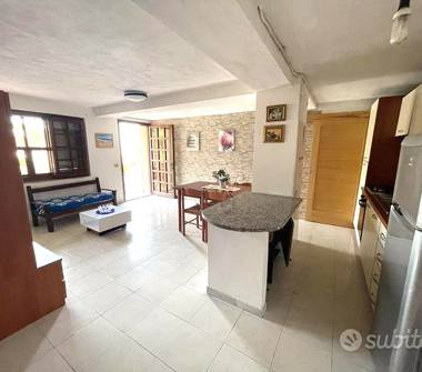 Affitto Appartamento Vacanze a Baunei, Frazione Santa Maria Navarrese, Via Gilié 16