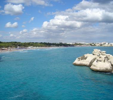 Affitto Appartamento Vacanze a Melendugno, Frazione Torre Dell'orso, Via dei Pini 1/16