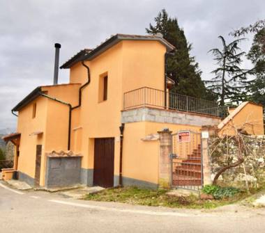 Casa indipendente in vendita a Monterotondo Marittimo, Frazione Frassine, Via del Pellegrino 295