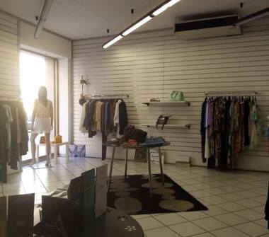 Negozio di abbigliamento in vendita a Grignasco (Novara)