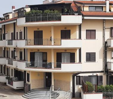 Affitto Appartamento Vacanze a Squillace, Frazione Squillace Lido, Via Nazionale 141