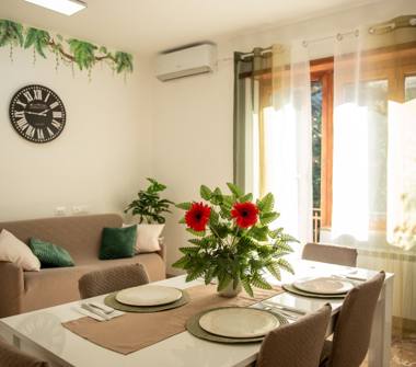 Affitto Appartamento Vacanze a Roma, Zona Vitinia, Via Sarsina 197