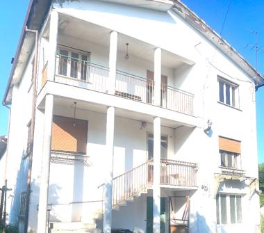 Villa in vendita a Lendinara (Rovigo), Via Santa Maria Nuova 25