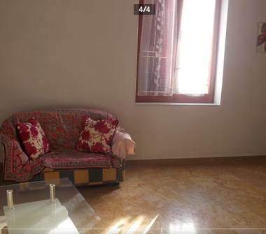 Casa indipendente in affitto a Locri (Reggio Calabria)