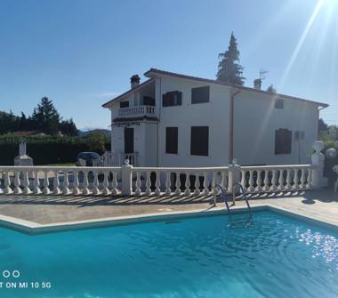 Villa in vendita a Rocca Priora (Roma), Via del Grillo 4