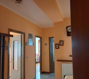 Trilocale in affitto a Bognanco (Verbano-Cusio-Ossola), Piazza G. G. Galletti 11