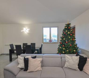 Quadrilocale in vendita a Fabro, Frazione Fabro Scalo, Via Ticino 1