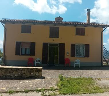 Casa indipendente in vendita a Bore, Frazione Fiori