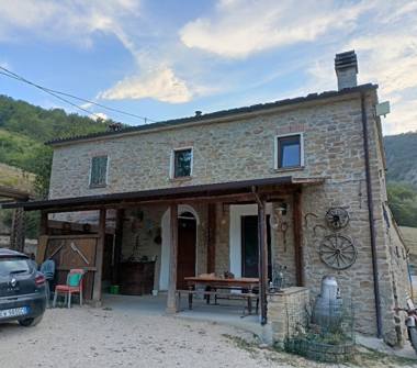 Rustico/Casale in vendita a Brisighella, Frazione San Cassiano, Via Monte Colombo 6