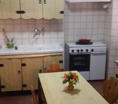 Palazzo/Stabile in vendita a Turania (Rieti), Via Principe Amedeo 1