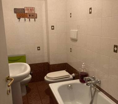 Appartamento in vendita a Savona (Savona)