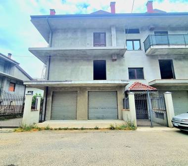 Trilocale in vendita a Serra San Bruno (Vibo Valentia), Via degli Abeti 6