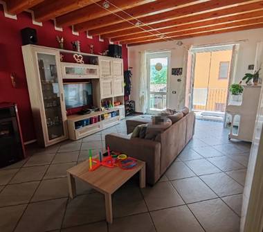 Casa indipendente in vendita a Andorno Micca (Biella), Via Capisano 11