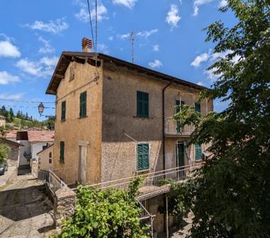 Rustico/Casale in vendita a Ottone, Frazione Orezzoli, Via A. Malaspina 8