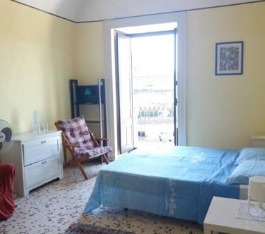 Affitto Stanza Doppia a Catania, Zona Centro Storico, Piazza Cardinale Pappalardo 18