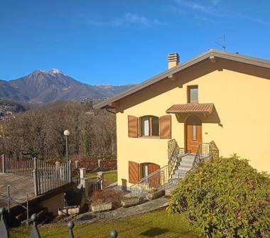 Affitto Appartamento Vacanze a Bedulita, Frazione Ca' Zenerino