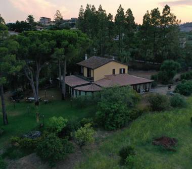 Affitto Villa Vacanze a Camini, Frazione Torre Ellera, Contrada Catenacci 5