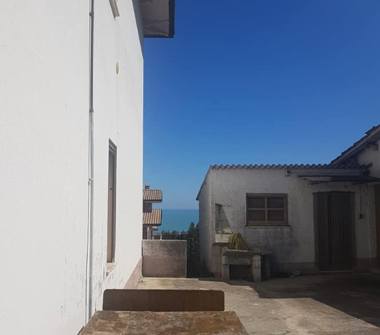 Casa indipendente in vendita a Tortoreto, Frazione Tortoreto Lido, Via Badette 49