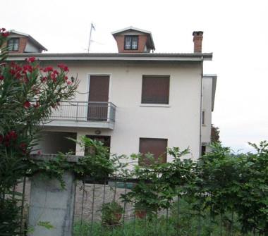 Porzione di casa in vendita a Poggio Rusco (Mantova), Via Segonda 31